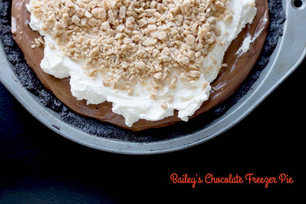 Bailey's Chocolate Freezer Pie || Erin Brighton | gluten free | dessert | no bake | Baileys | Heath Bar