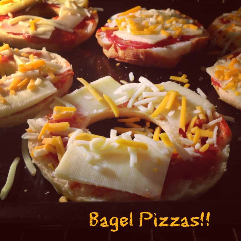 Bagel pizzas and pita pizzas || Erin Brighton