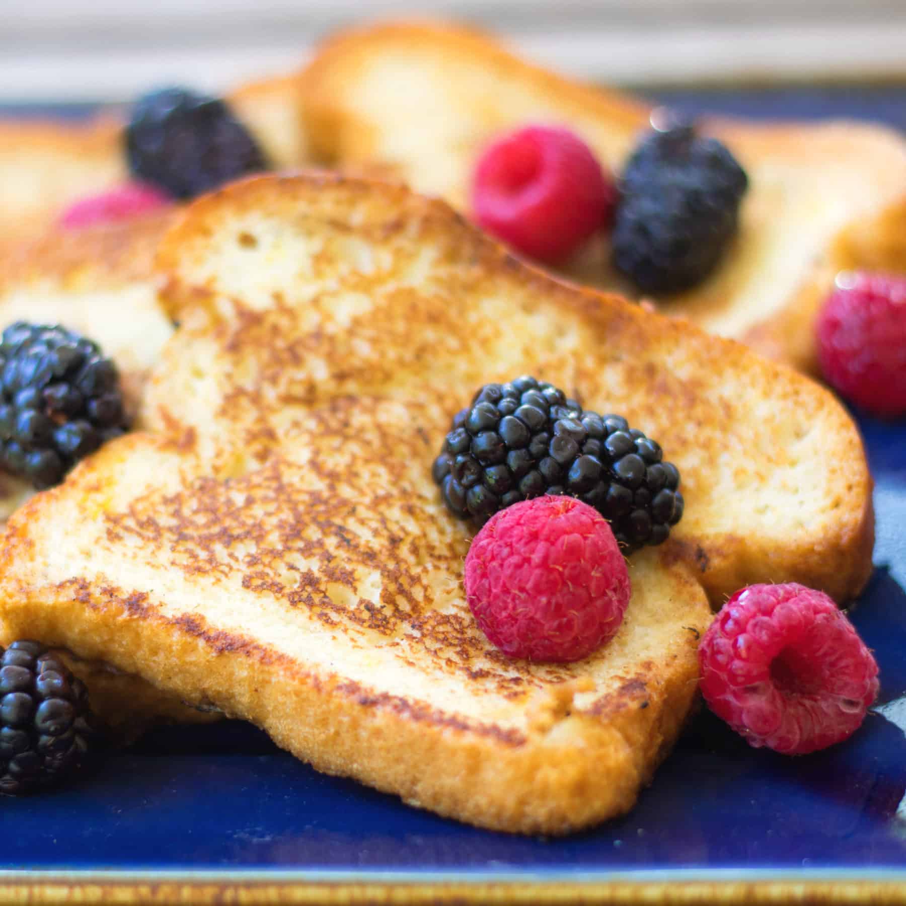 French Toast with berries