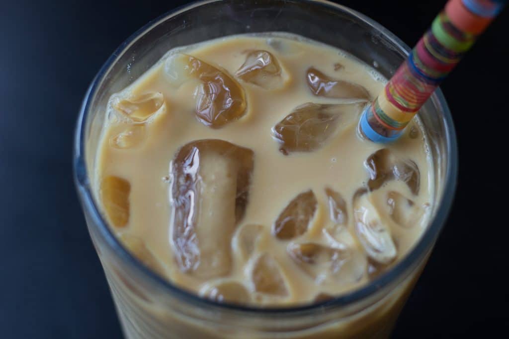 Easy Cold Brew In A Chemex || Erin Brighton | Vietnamese Iced Coffee | Dessert | Breakfast | Coffee